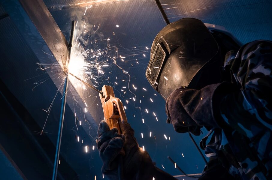 How to choose the right steel fabricator for your next project